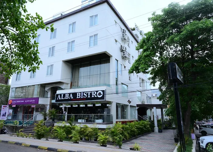 Alba Premier, Indore