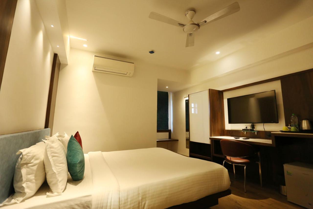 Alba Premier, Hotel *
