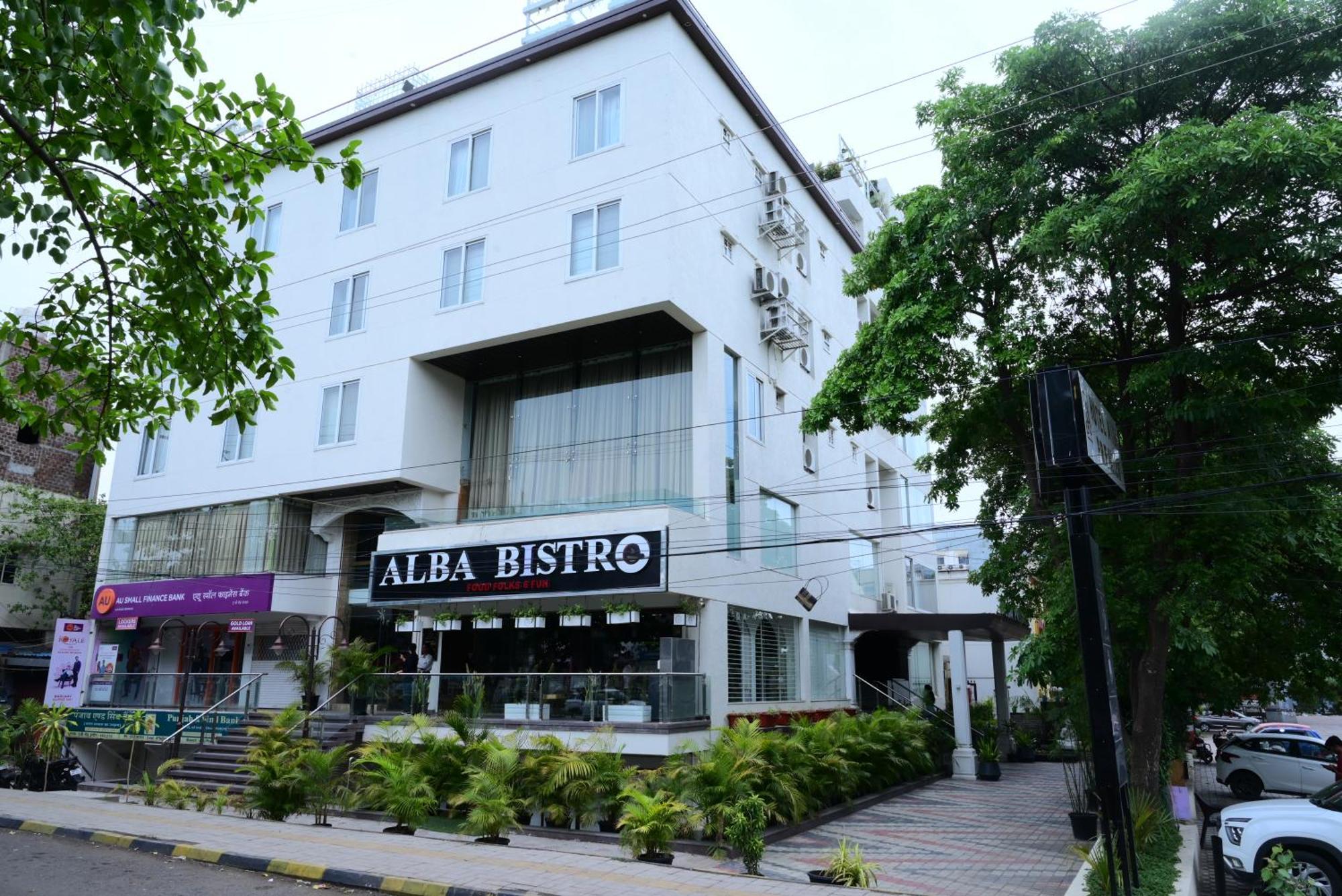 Alba Premier, Hotel Indore